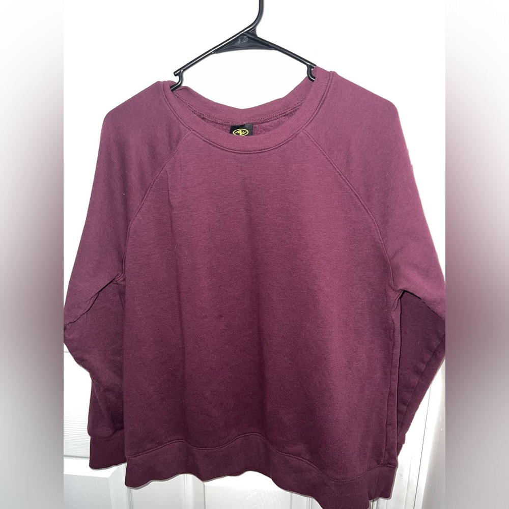 Athletic pullover sweatshirt